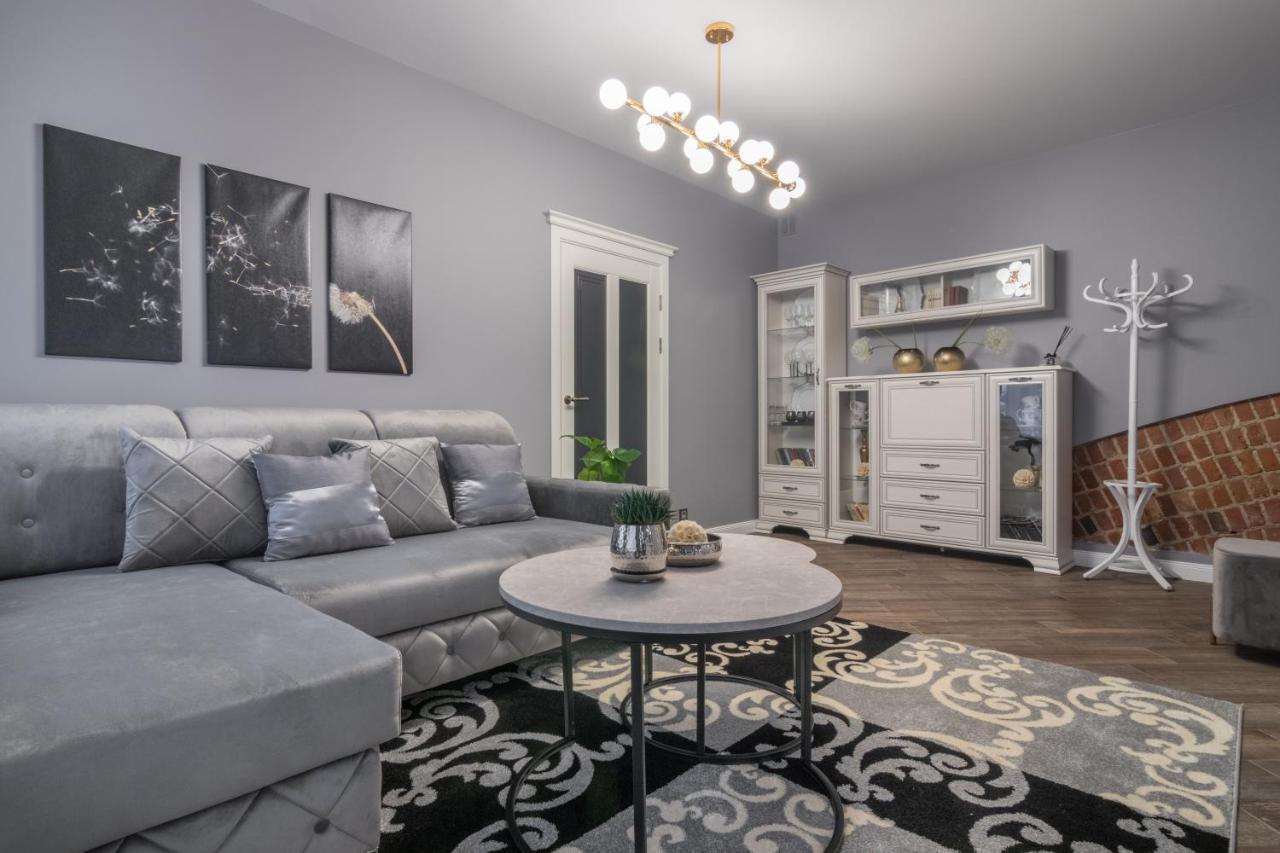 Dandelion Apartment In The Heart Of Kaunas Extérieur photo